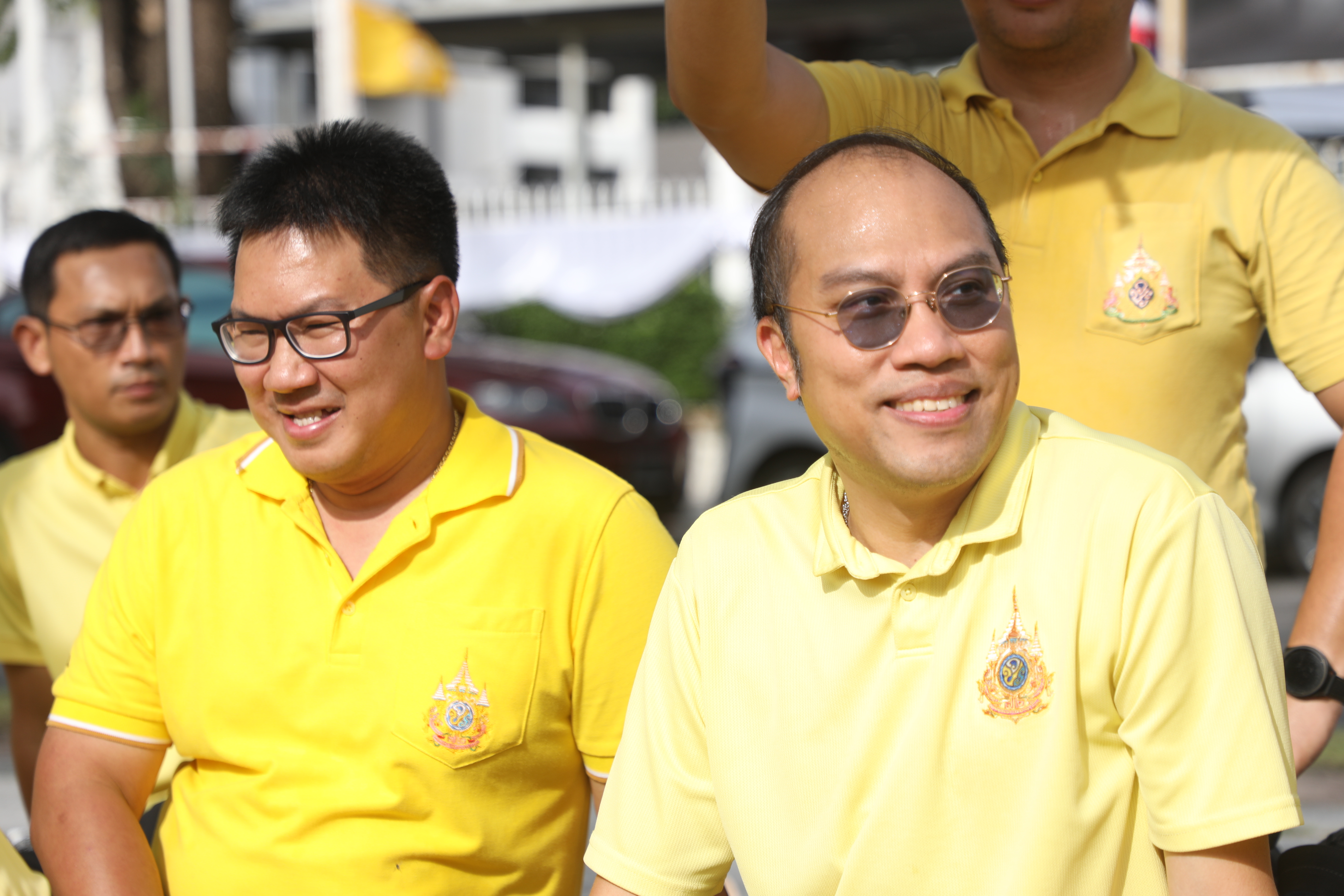 title - ส.ป.ก. ร่วมเฝ้ารับเสด็จฯ พระบาทสมเด็จพระเจ้าอยู่หัว และ สมเด็จพระนางเจ้า ฯ พระบรมราชินี เนื่องในโอกาสเสด็จพระราชดำเนินไปในการ พระราชพิธีเฉลิมพระชนมพรรษา 28 กรกฎาคม 2569